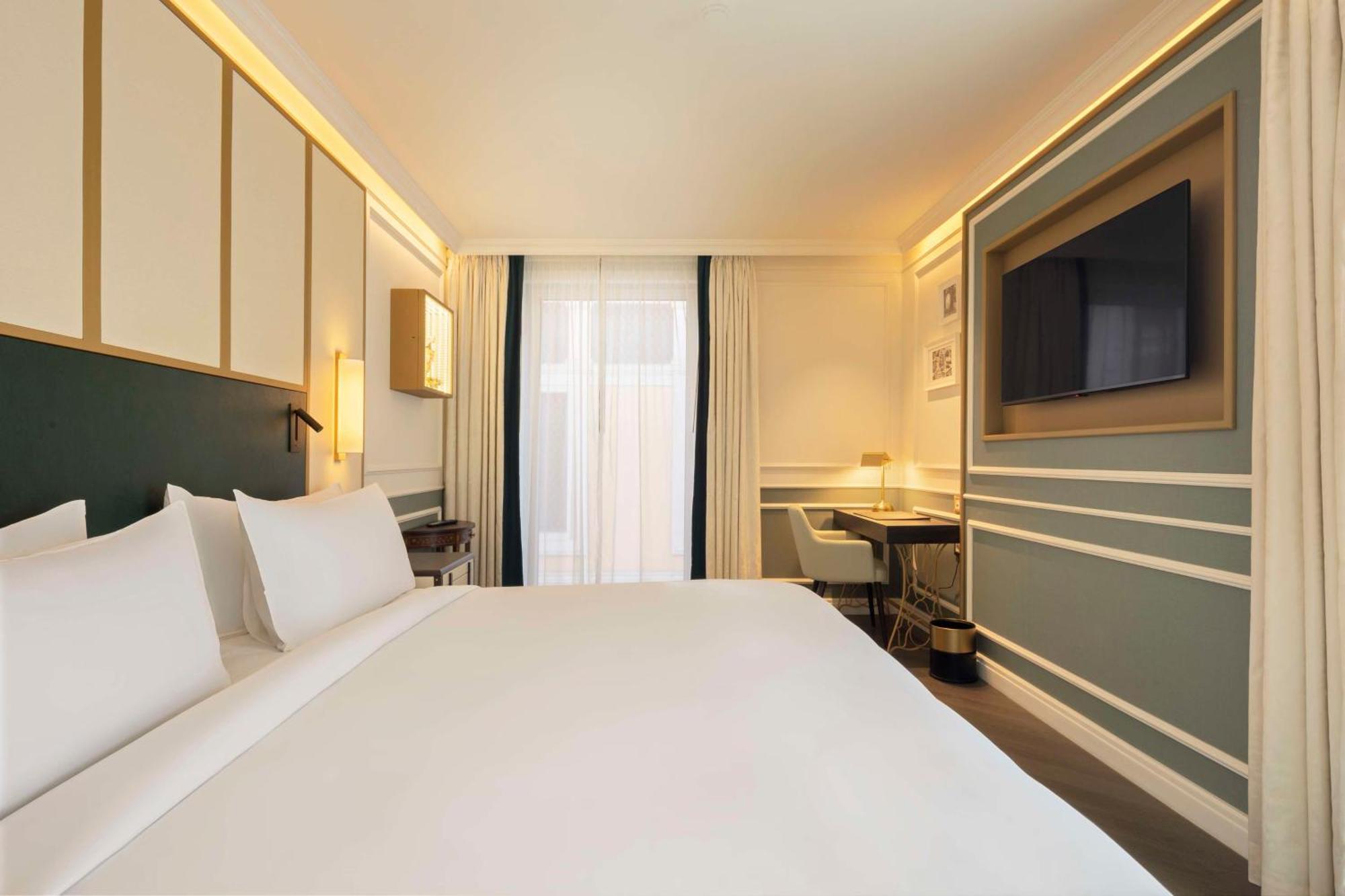The Emerald House - Curio Collection By Hilton 4* Lissabon